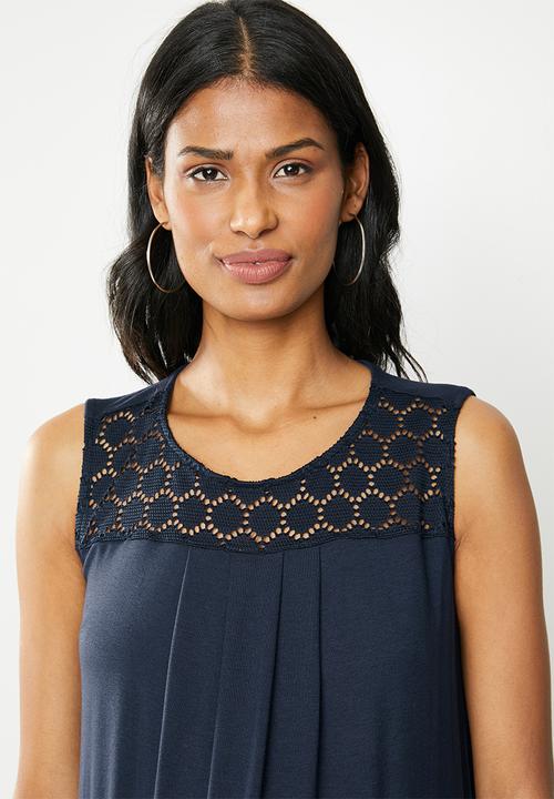 Cherry Melon - Maternity Tank top with crochet lace - navy 