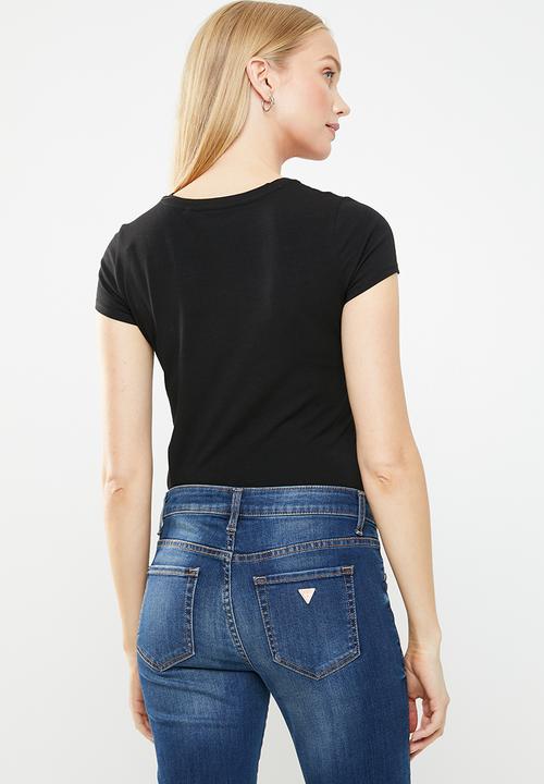 GUESS - Short sleeve core triangle tee - black