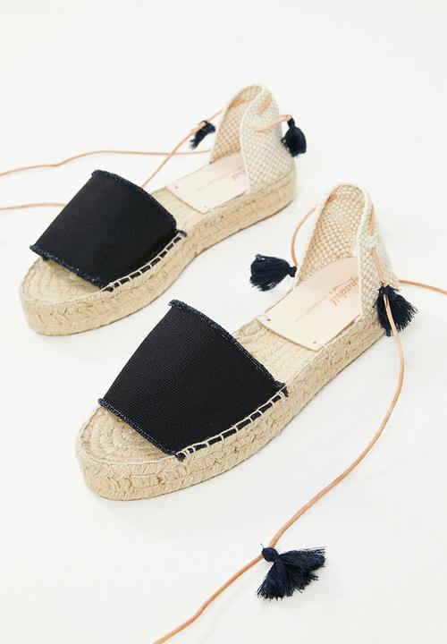 Espadril - Frayed peep toe espadrille w tassel tie - navy