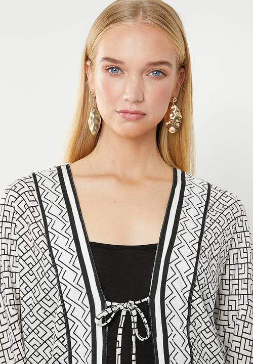 Jacqueline de Yong - Jackie 3/4 length kimono - white