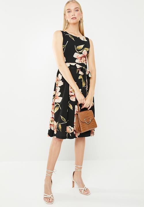 Revenge - Sleeveless floral dress with pleated skirt - multi