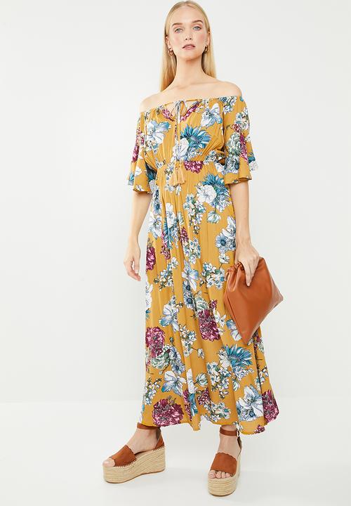 Revenge - Off shoulder floral maxi - yellow