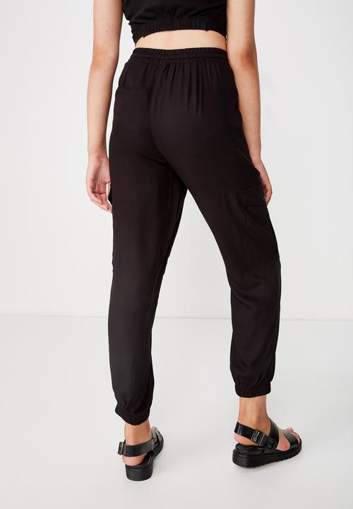 Cotton On - Cerrie drapey utility pant - black