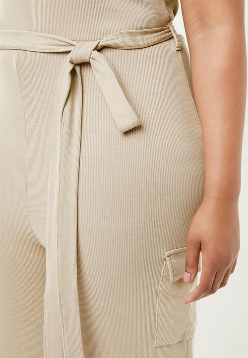 Missguided - Curve utility rib wide leg jumpsuit - neutral