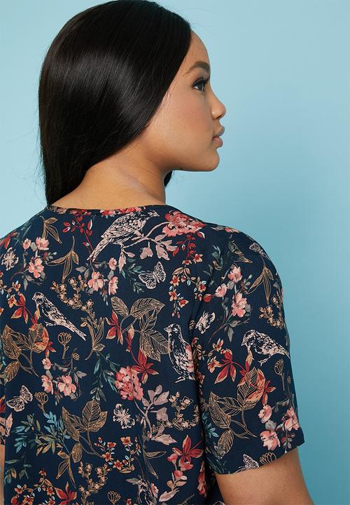 Superbalist - Boxy v-neck blouse - multi