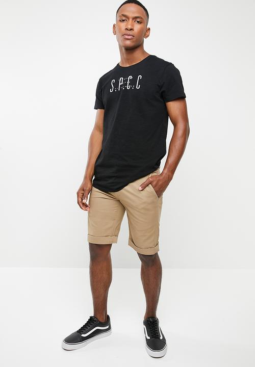 S.P.C.C - Scoop hem logo tee - black