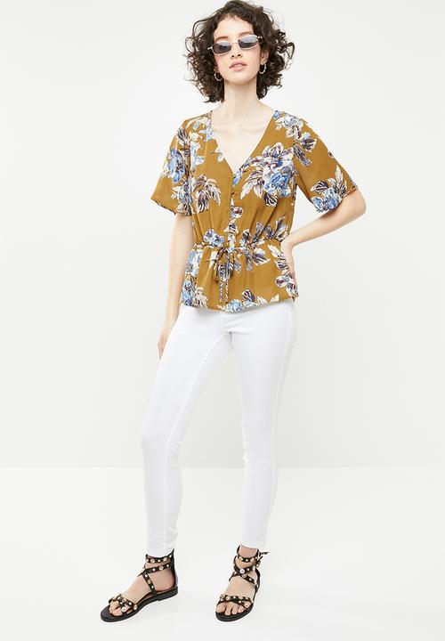 Brave Soul - V-neck frill blouse - brown