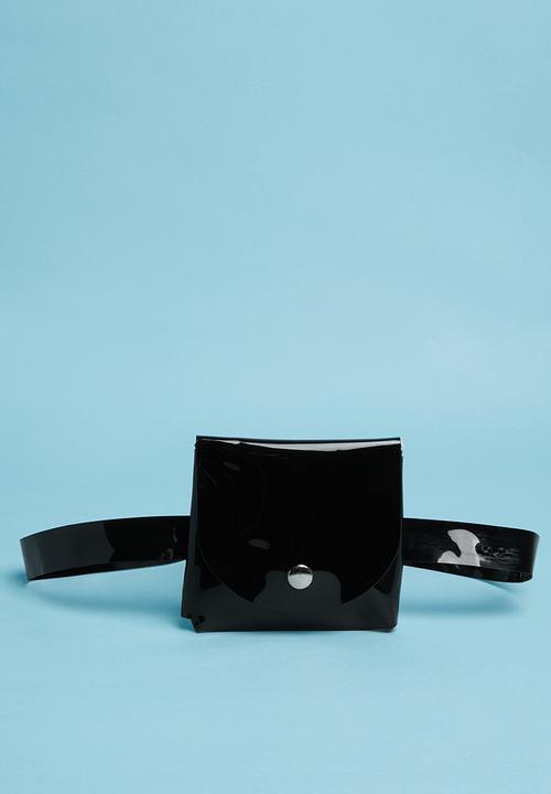 Superbalist - Patent belt bag - black