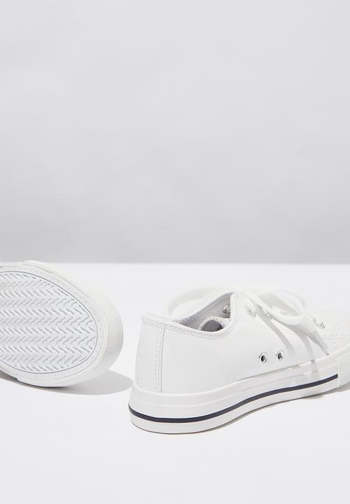 Cotton On - Classic trainer lace up - white