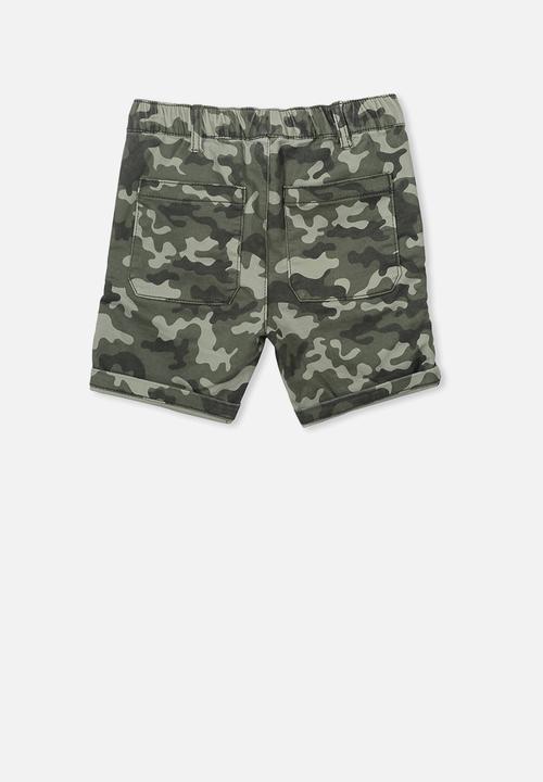 Cotton On - Jango walk short - green