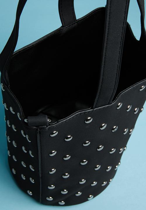 Superbalist - Round studded bucket bag - black