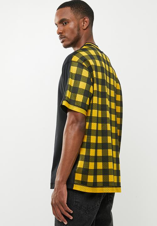 Nike - Nsw nsp  short sleeve top - black & yellow