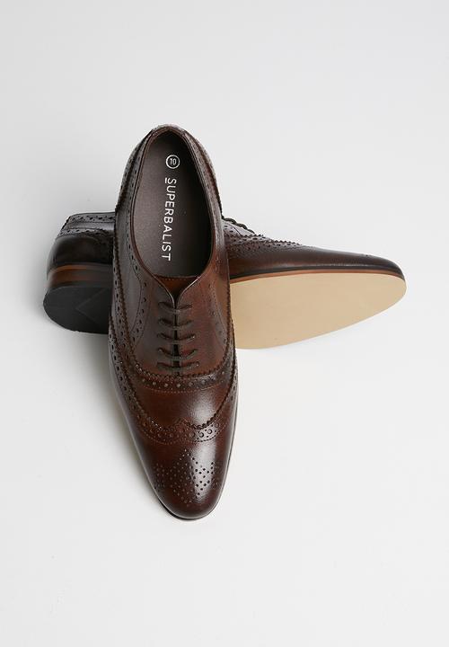 Superbalist - Oliver leather brogue - brown