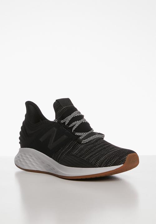New Balance  - Mroavkb - fresh foam roav - black