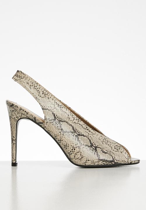 Superbalist - Robyn high vamp heel - beige & black