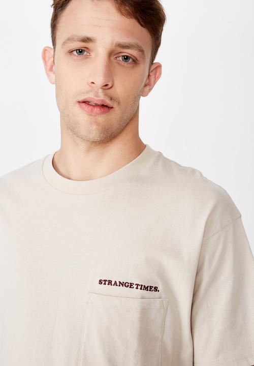 Cotton On - Strange times dylan tee - beige