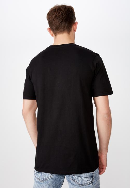 Cotton On - Young thug - gothic tee - black