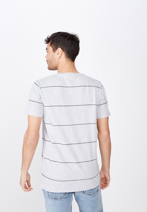 Cotton On - Tbar premium crew neck tee - grey & black 