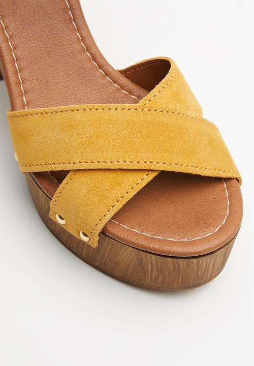 ALDO - Deleniel suede heel - yellow