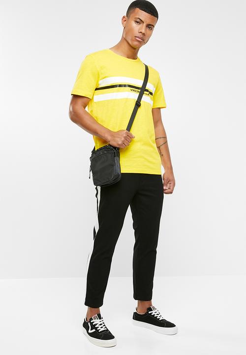 Jack & Jones - Ground short sleeve tee - yellow