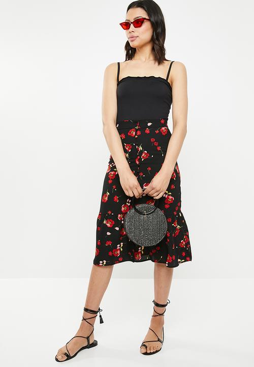 Missguided - Lettuce hem straight neck strappy bodysuit - black