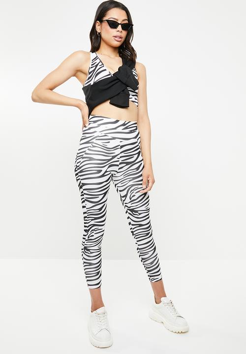 Missguided - Zebra print full length leggings and bralette - black & white