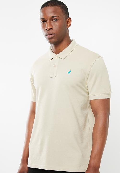 POLO - Carter custom fit short sleeve pique golfer - beige 