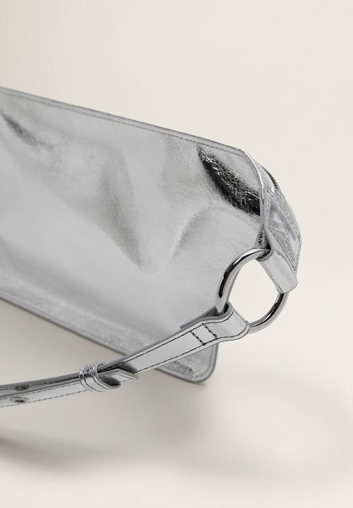 MANGO - Metallic belt bag - silver 