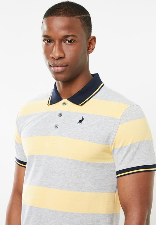 POLO - Matthew custom fit ss feeder stripe golfer - yellow & grey
