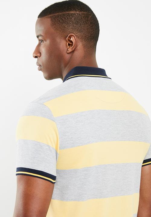 POLO - Matthew custom fit ss feeder stripe golfer - yellow & grey