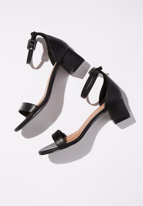 Cotton On - Lola low block heel - black