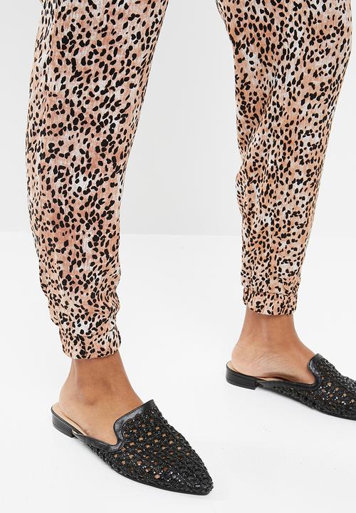 New Look - Maternity Marie animal printed jogger - multi