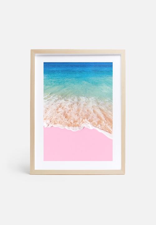 Paul Fuentes - Pink sand