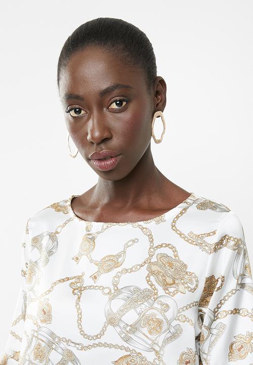 Revenge - Flutter sleeve top - white & gold 