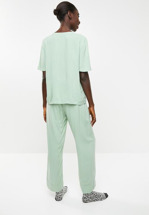 Superbalist - Sleep shirt & pants set - green
