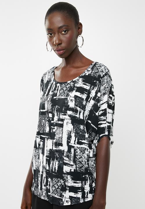Revenge - Shell sleeve top - black & white