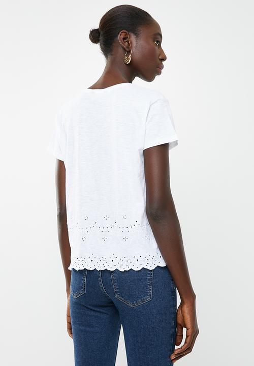 New Look - Broderie tee - white
