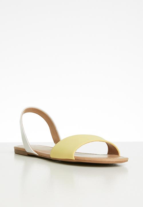Call It Spring - Waliweth sandal - light yellow