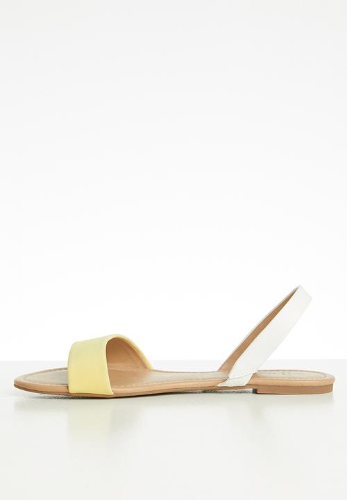 Call It Spring - Waliweth sandal - light yellow