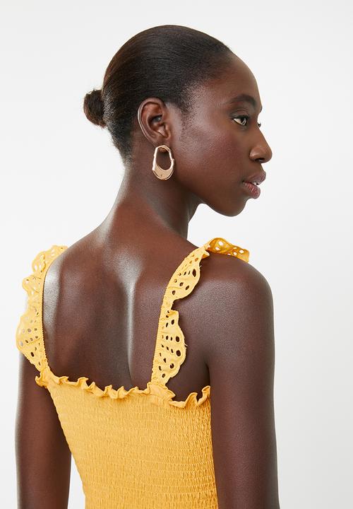 New Look - Shirred trim sleeveless vest - yellow