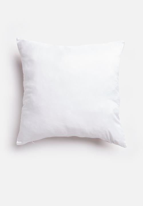 Grey Gardens - Genoa cushion cover - rose