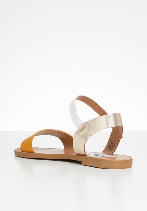 Steve Madden - Donddi sandal - mustard