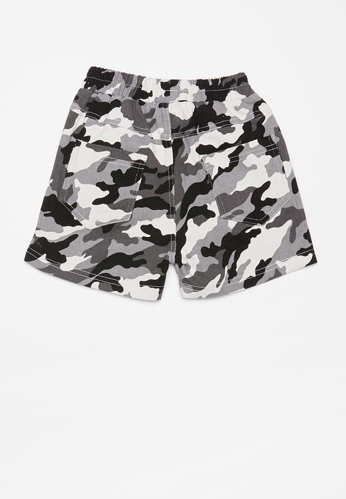 Pop Candy - Camo shorts - multi