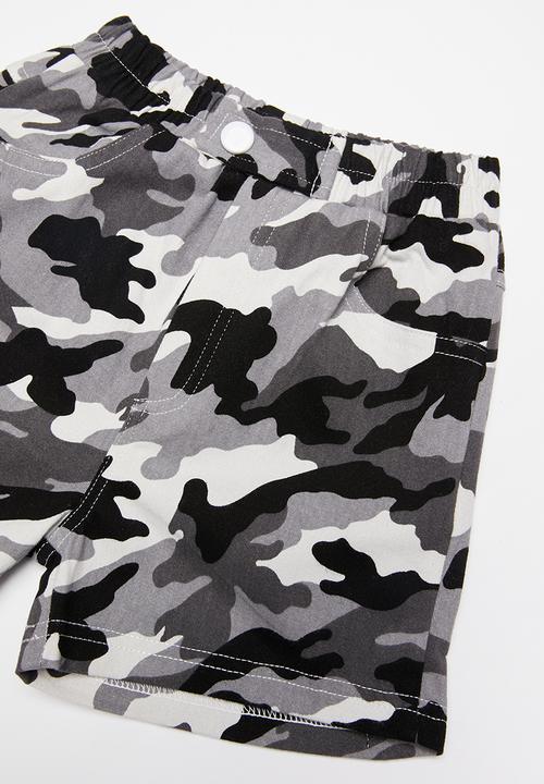 Pop Candy - Camo shorts - multi
