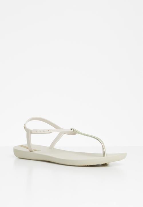 Ipanema - Charm v fem T-strap sandal - beige & gold