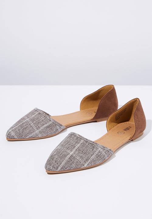Cotton On - Bobbi cut out point - brown