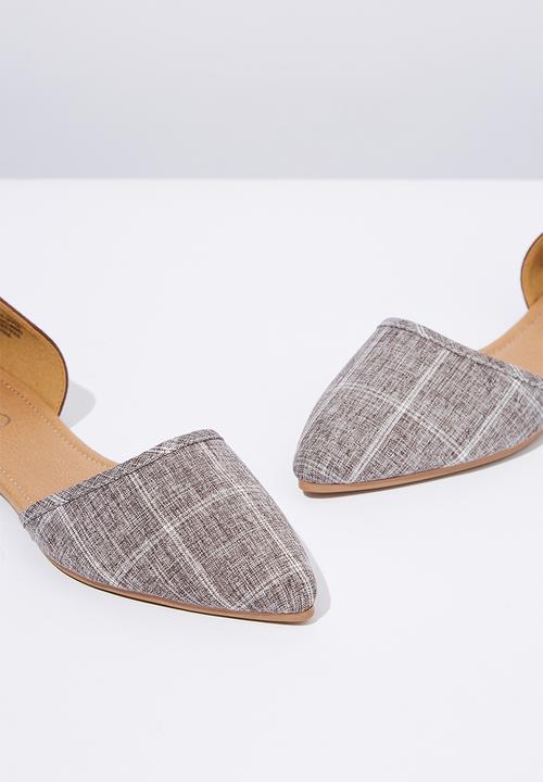 Cotton On - Bobbi cut out point - brown