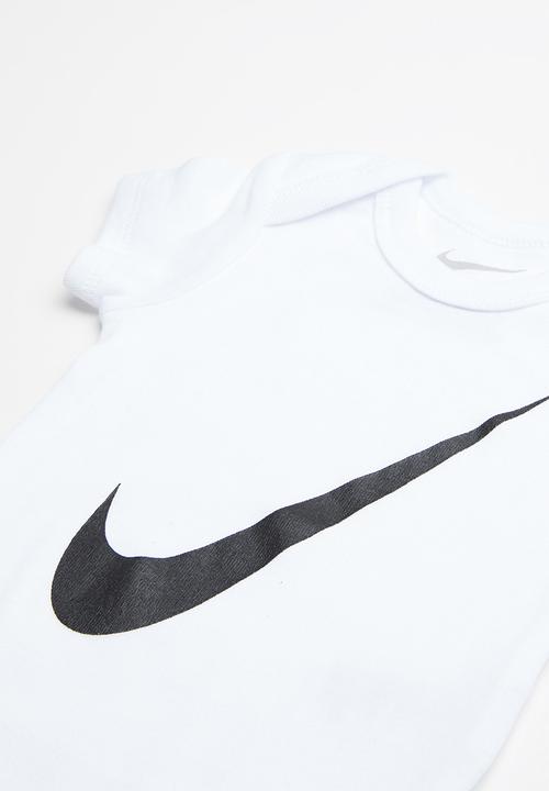 Nike - Nike swoosh short sleeve 3 pack bodysuits - multi