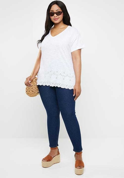 New Look - Broderie round neck - white