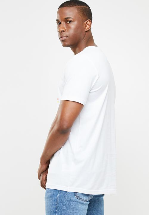 PUMA - Graphic tee brand carrier - white